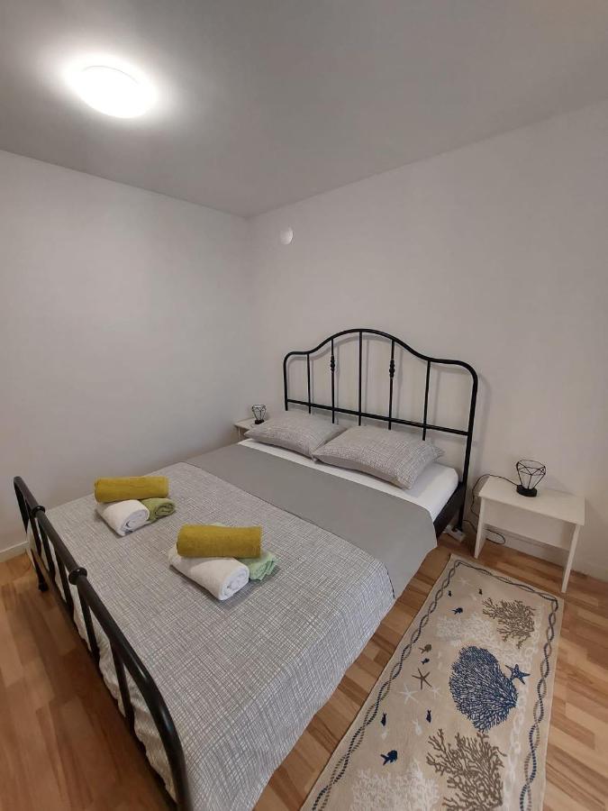 Apartman Katarina Cres Buitenkant foto